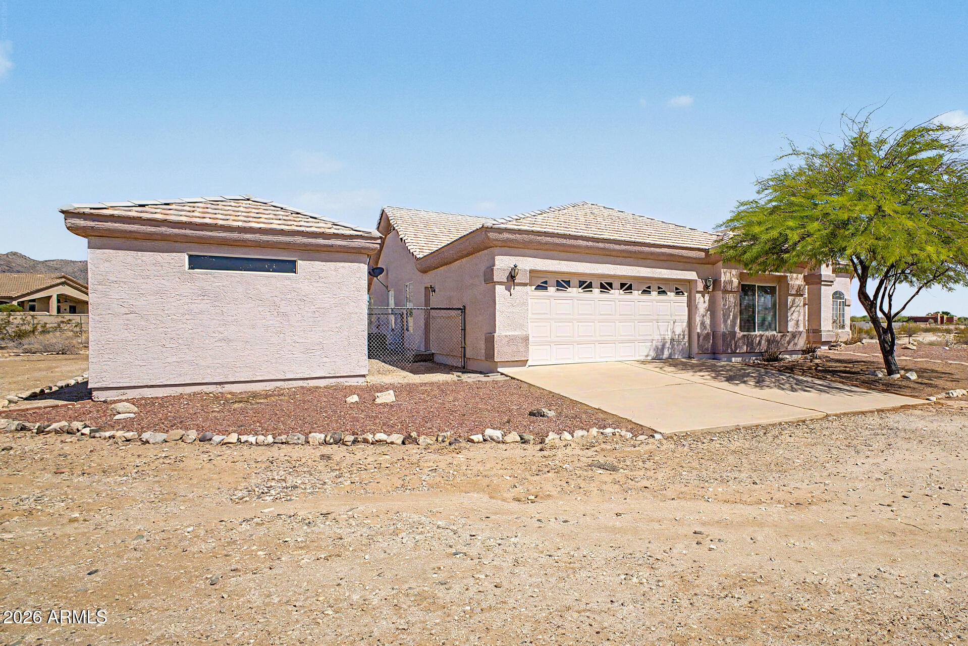 19843 W PIERSON Street