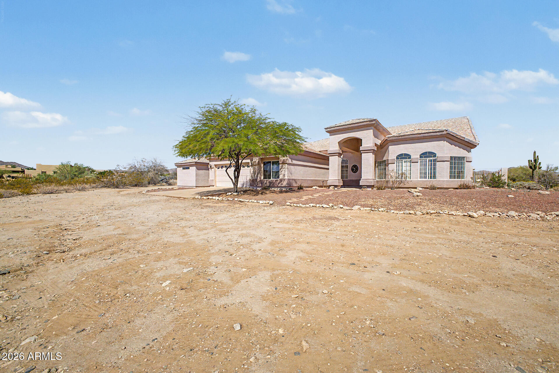 19843 W PIERSON Street