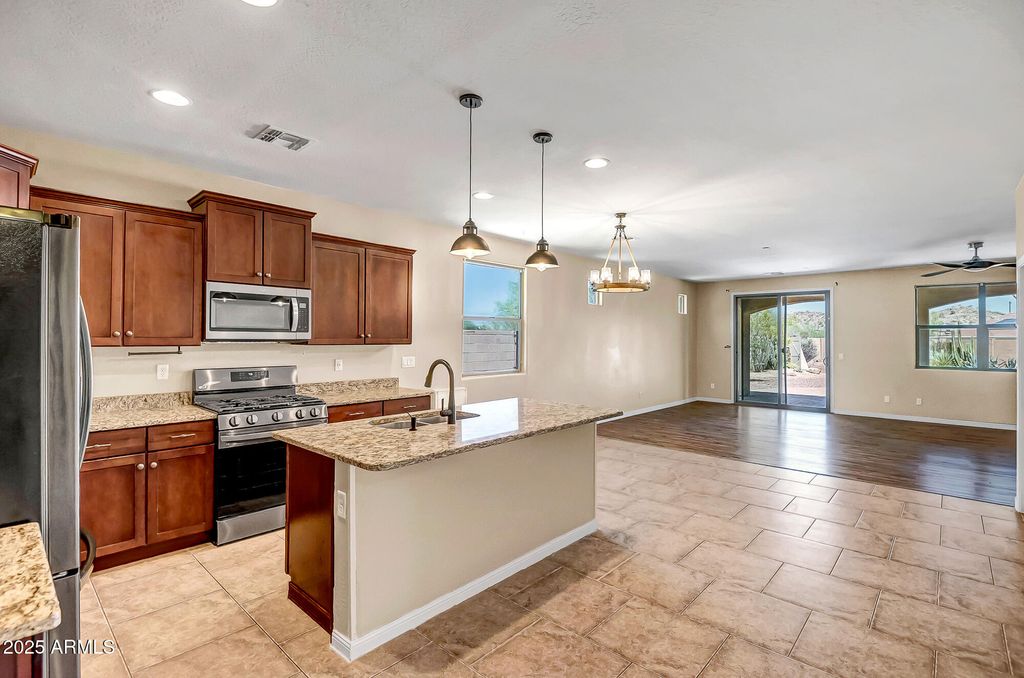 Photo of 18436 W Shasta Street, Goodyear, AZ 85338 (MLS # 6909604)