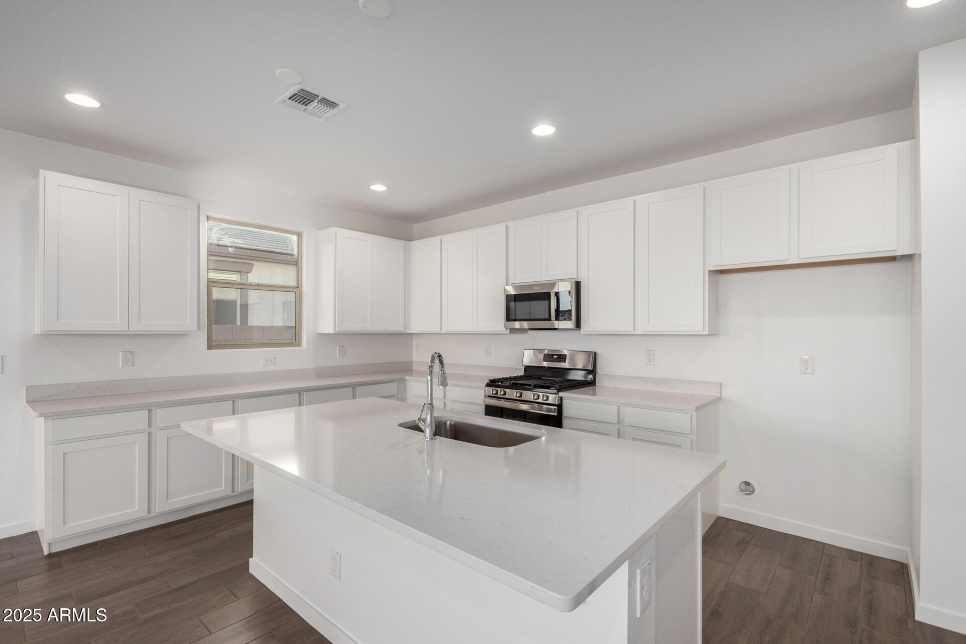 21581 N DANIEL Drive