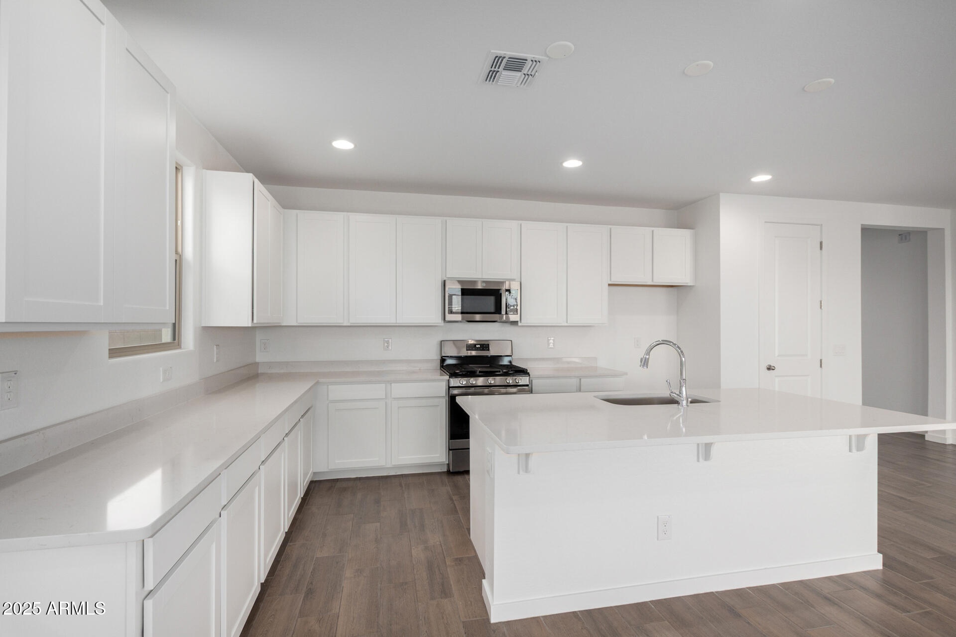 21581 N DANIEL Drive