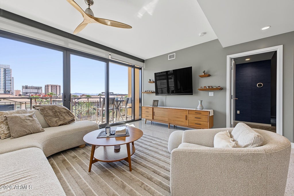 Photo of 200 W Portland Street #627, Phoenix, AZ 85003 (MLS # 7086538)