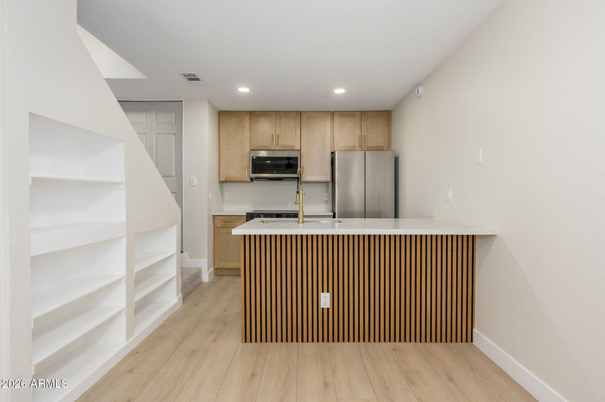 510 N ALMA SCHOOL Road 163