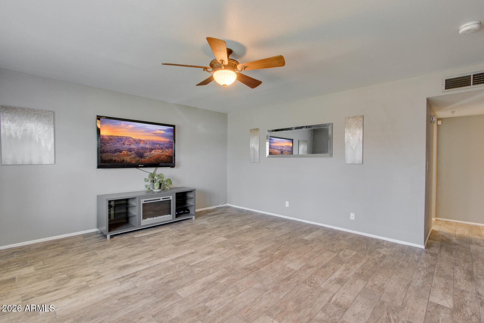 8319 E Indianola Avenue