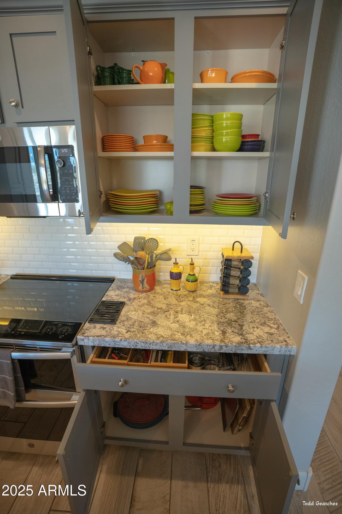 3231 HUCKLEBERRY Way