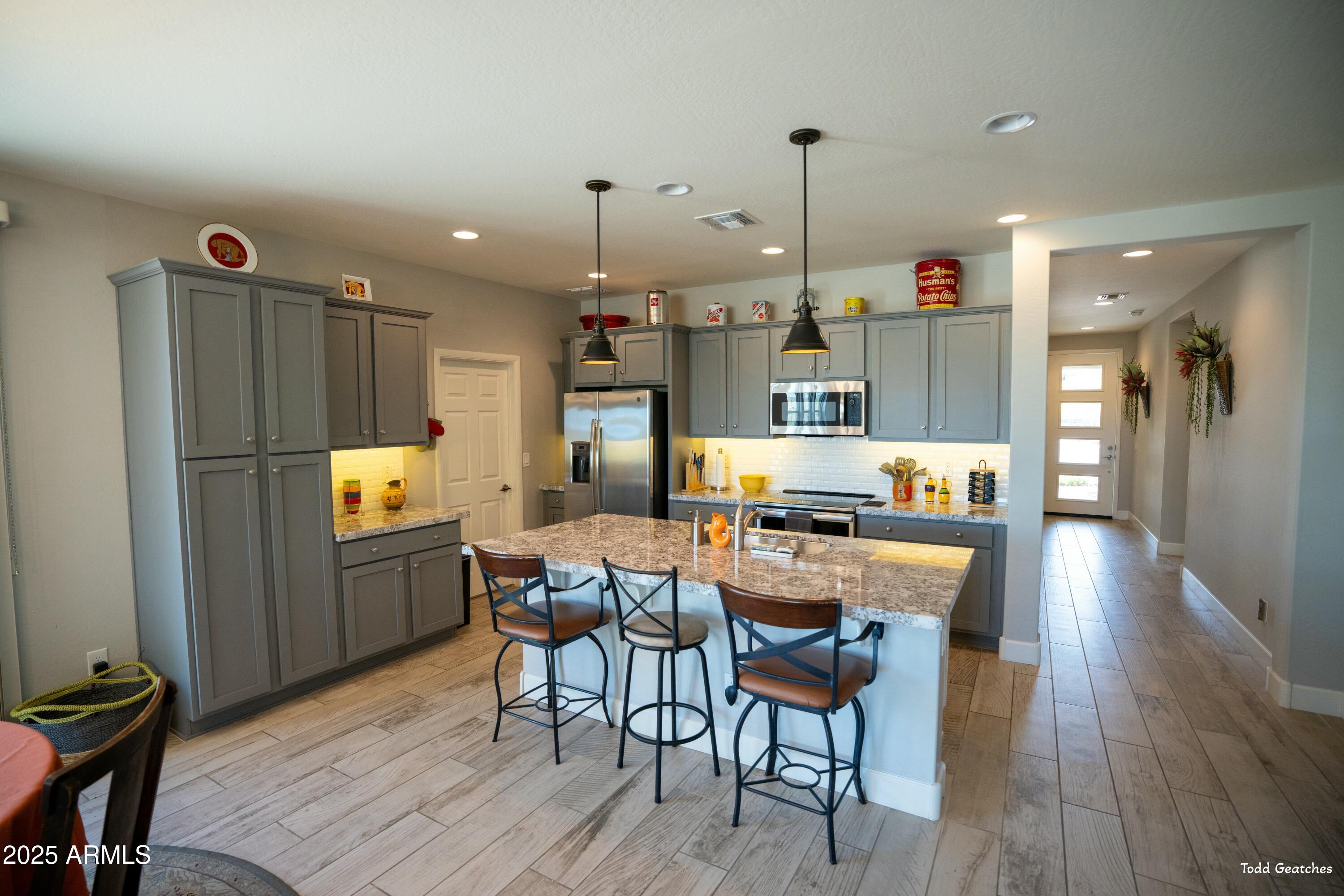 3231 HUCKLEBERRY Way