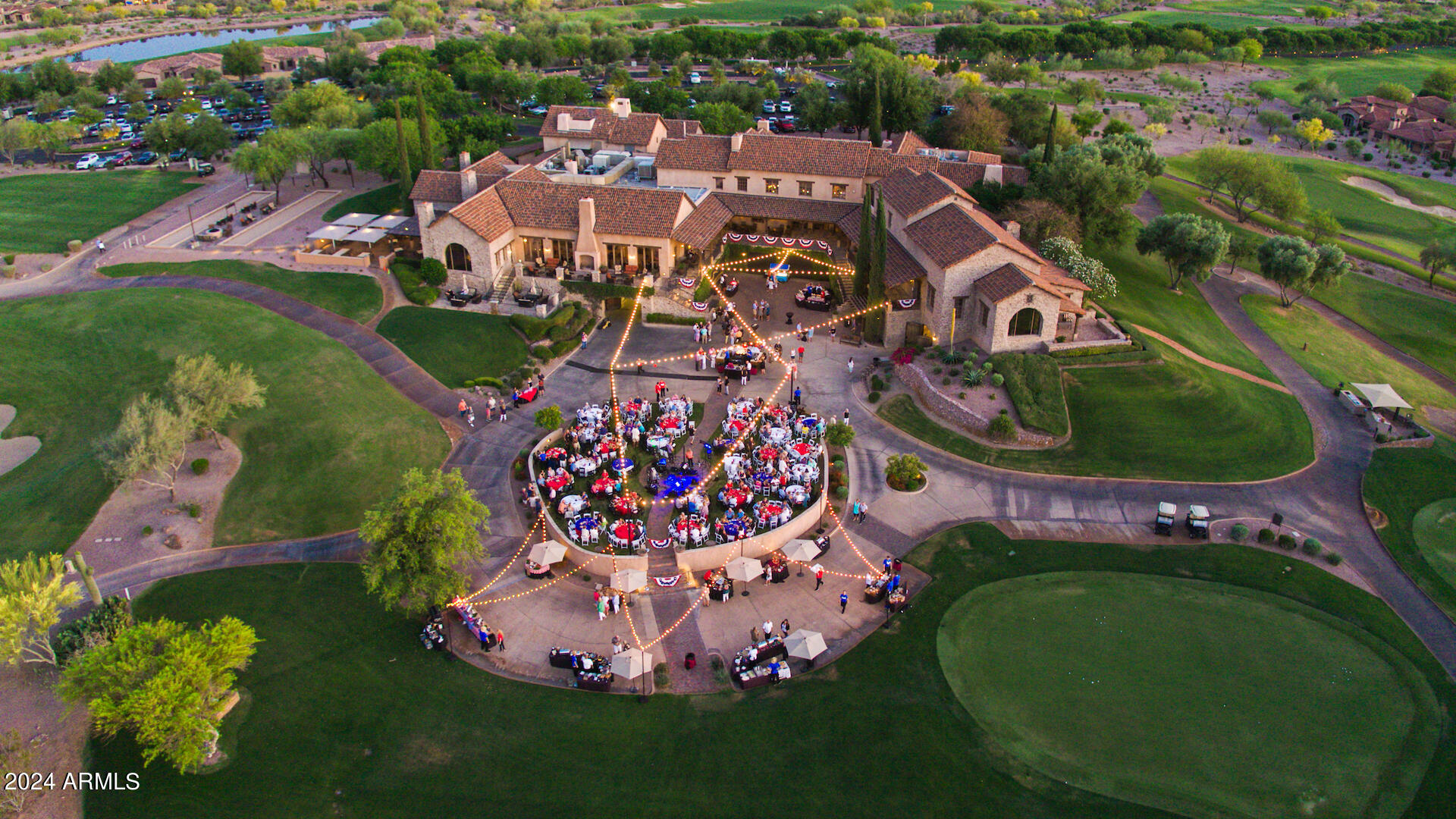 SUPERSTITION MOUNTAIN - Residential