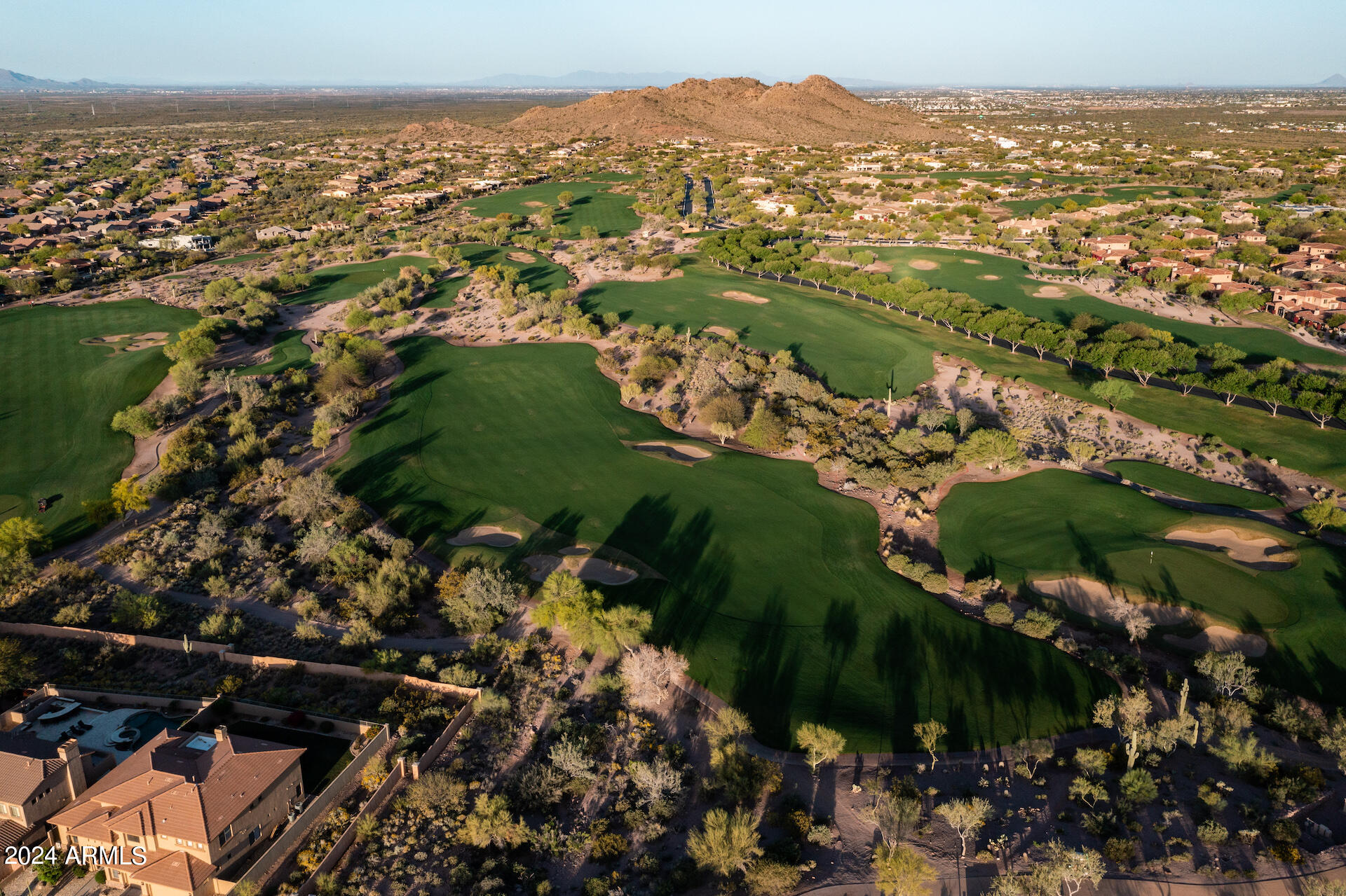 SUPERSTITION MOUNTAIN - Residential