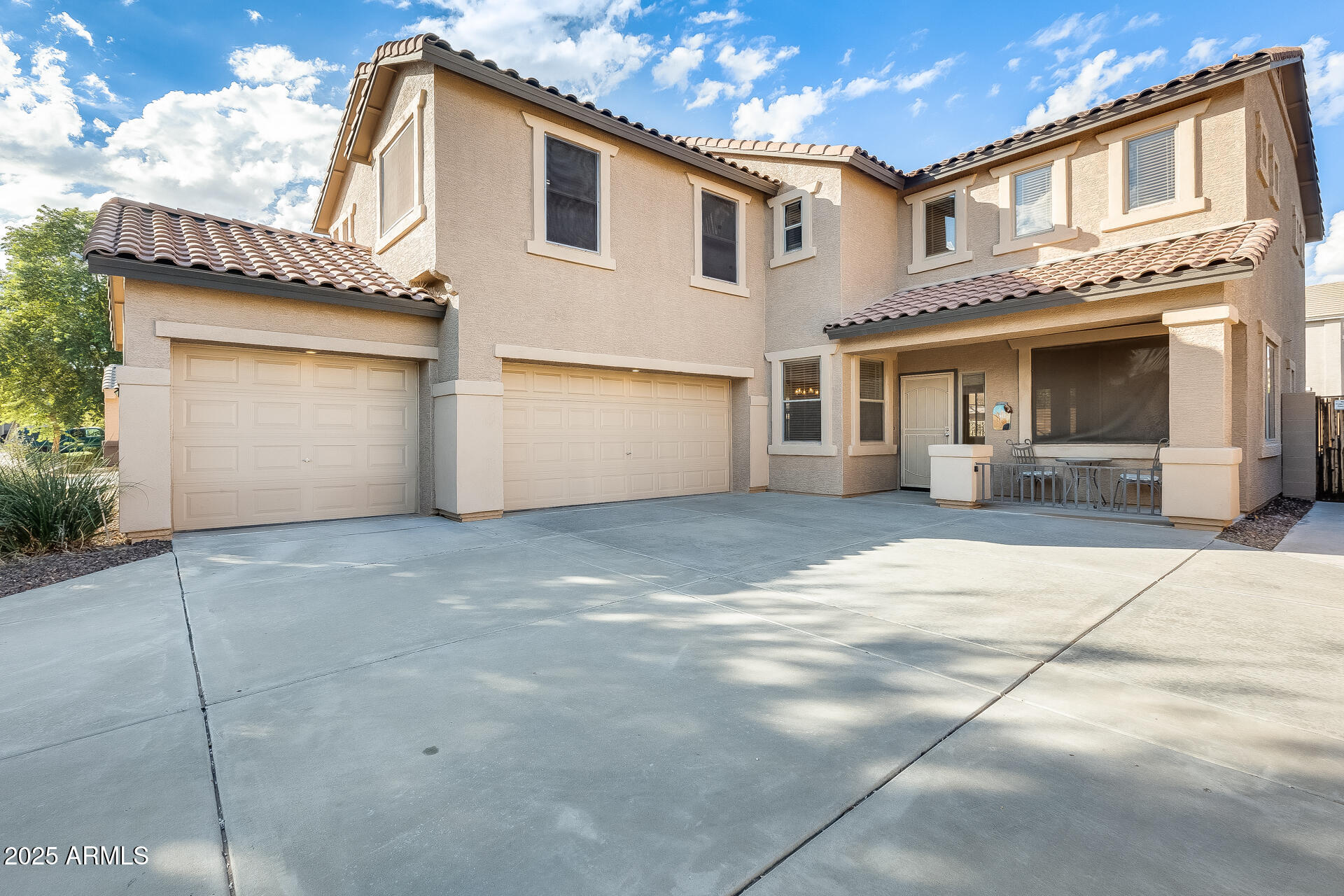 13626 W LISBON Lane
