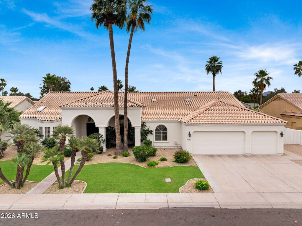 Photo of 8627 E Corrine Drive, Scottsdale, AZ 85260 (MLS # 7013744)