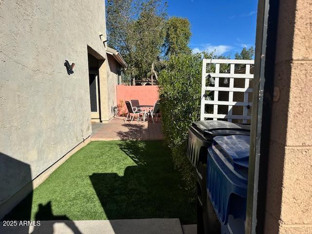 10139 E ISLETA Avenue