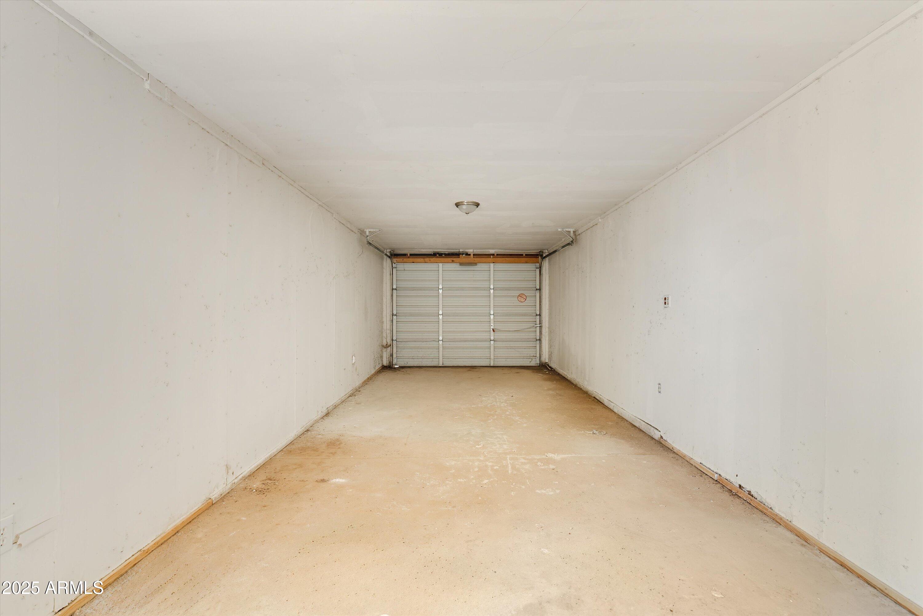 PINE CREST - Residential