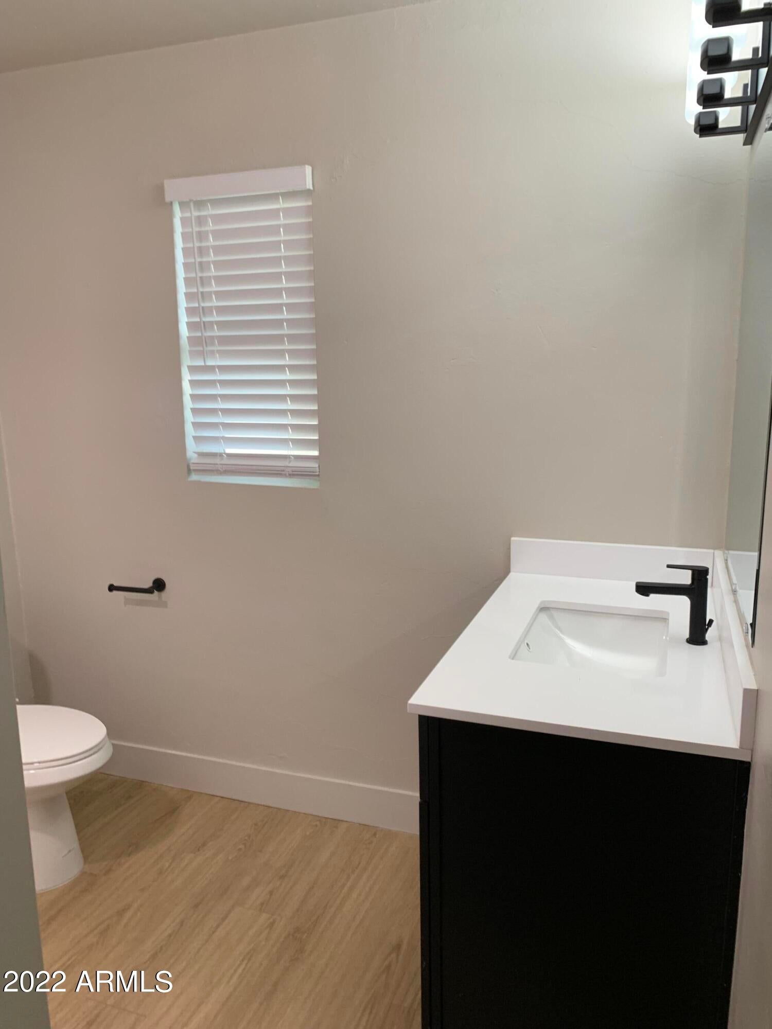 2309 N Dayton Street Apt 2