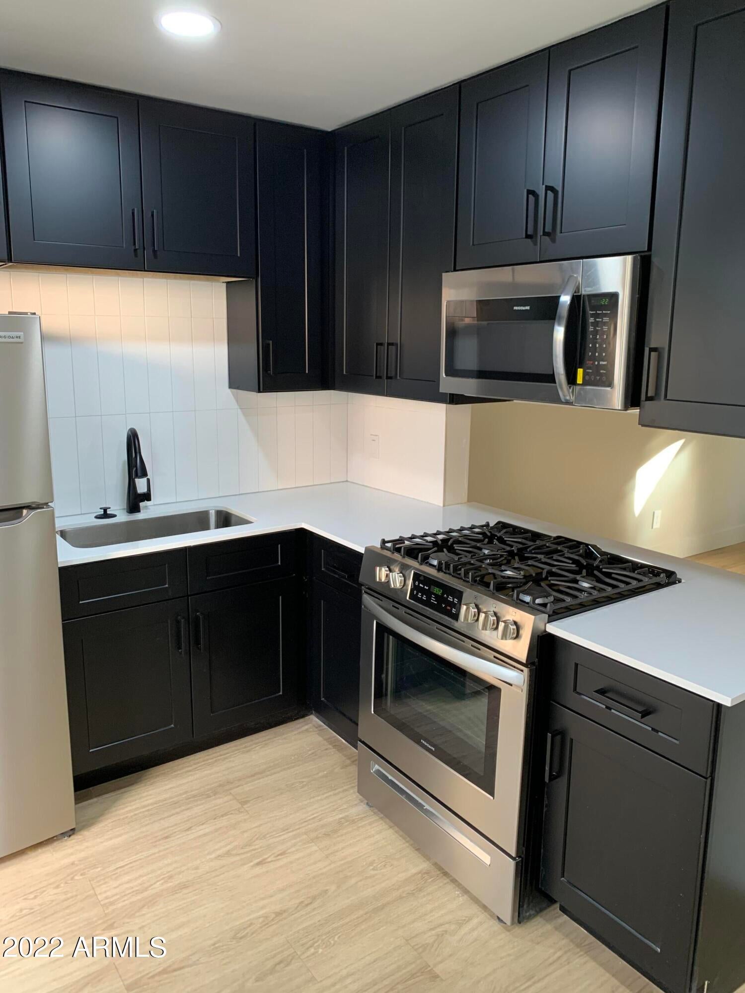 2309 N Dayton Street Apt 2