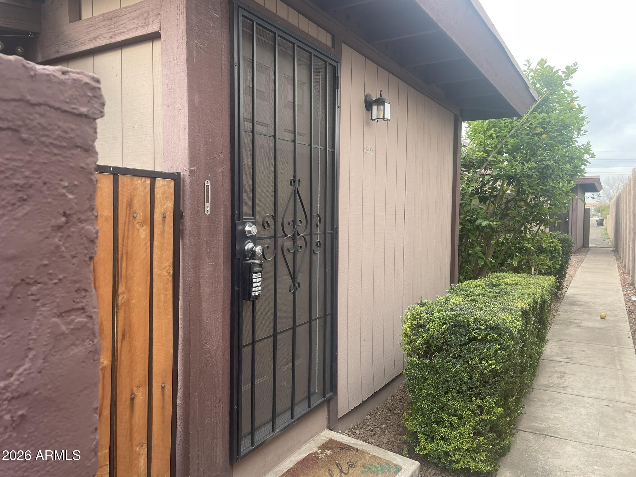 826 S CASITAS Drive A