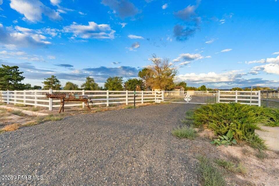 3731 N Road 1 West --