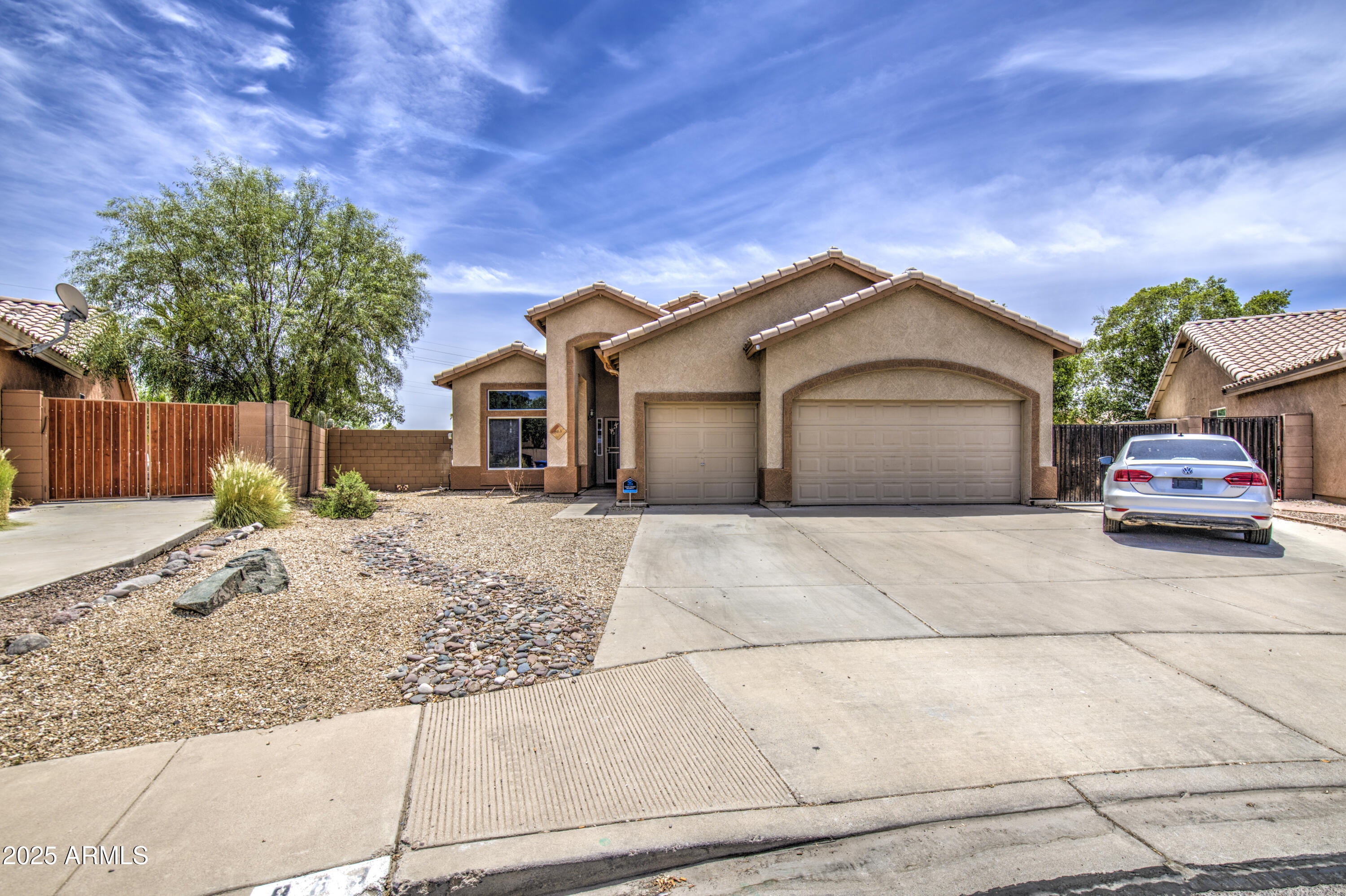 863 S Del Rancho --