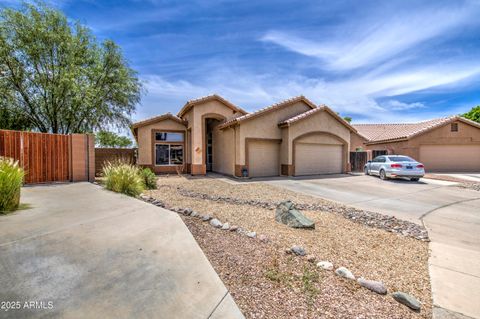 863 S Del Rancho -- Mesa AZ 85208