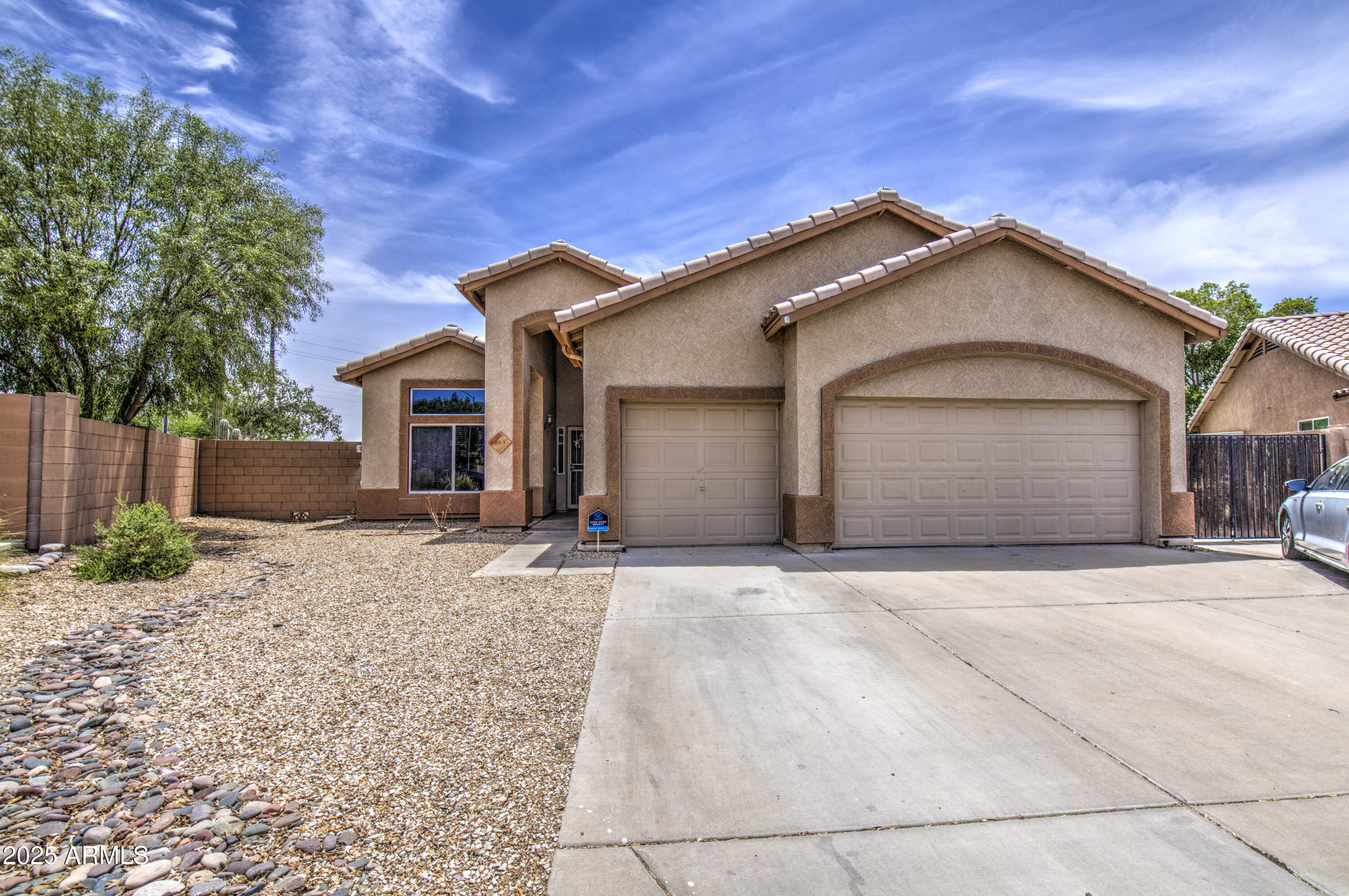 863 S Del Rancho --