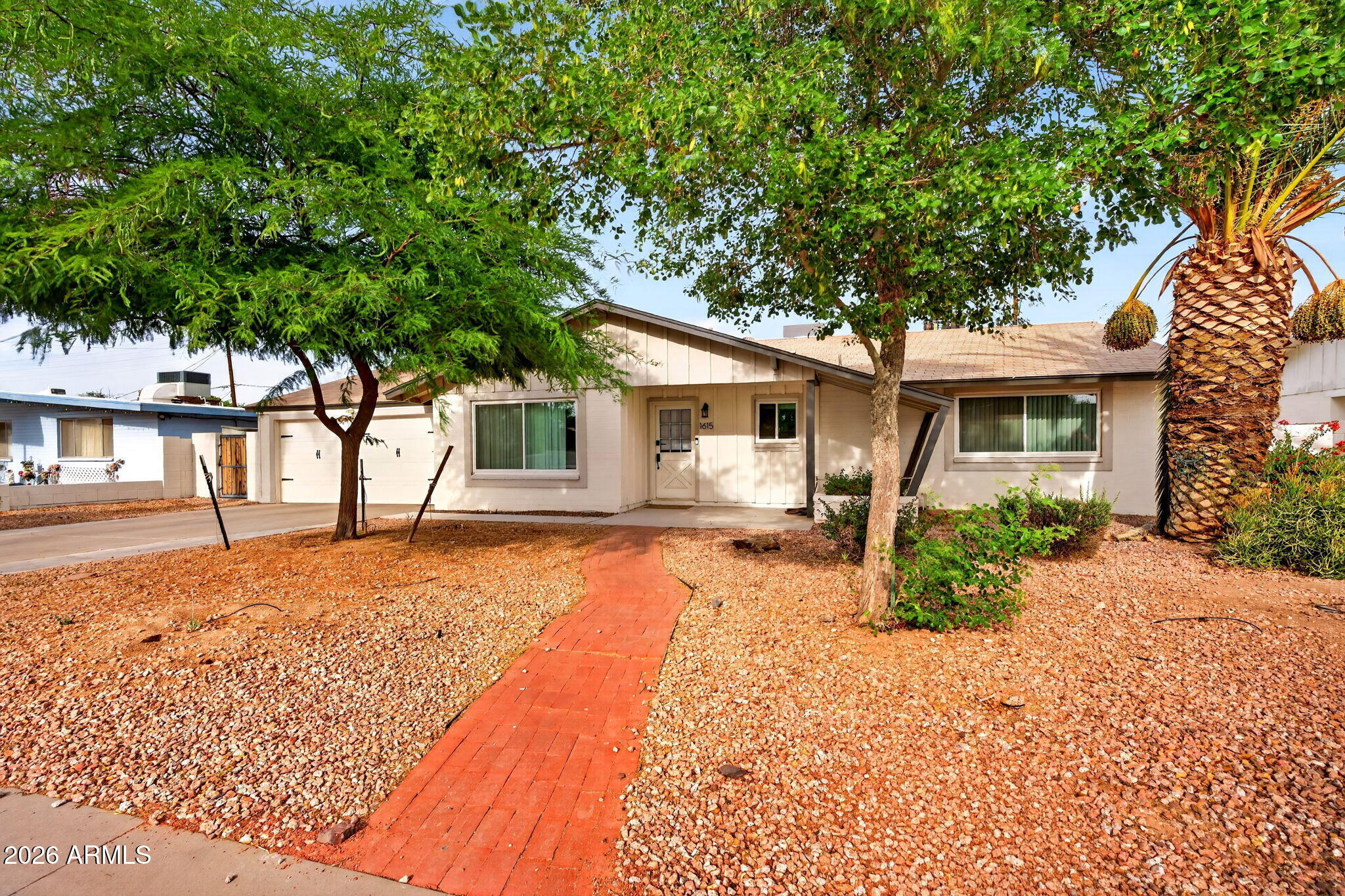 1615 N SUNSET Drive