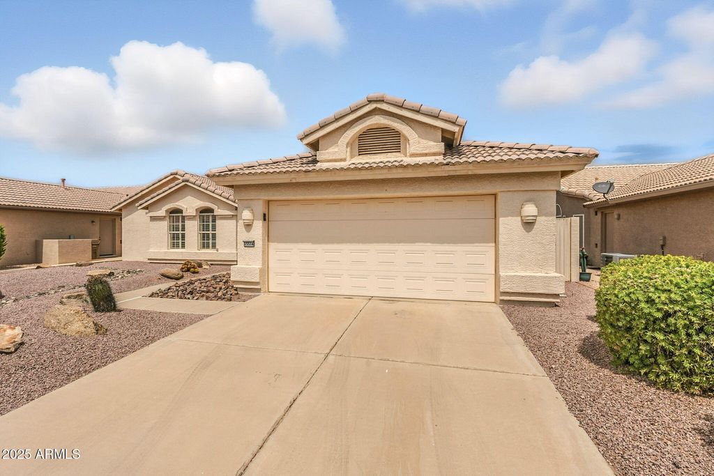 Photo of 15514 W Piccadilly Road, Goodyear, AZ 85395 (MLS # 6914624)