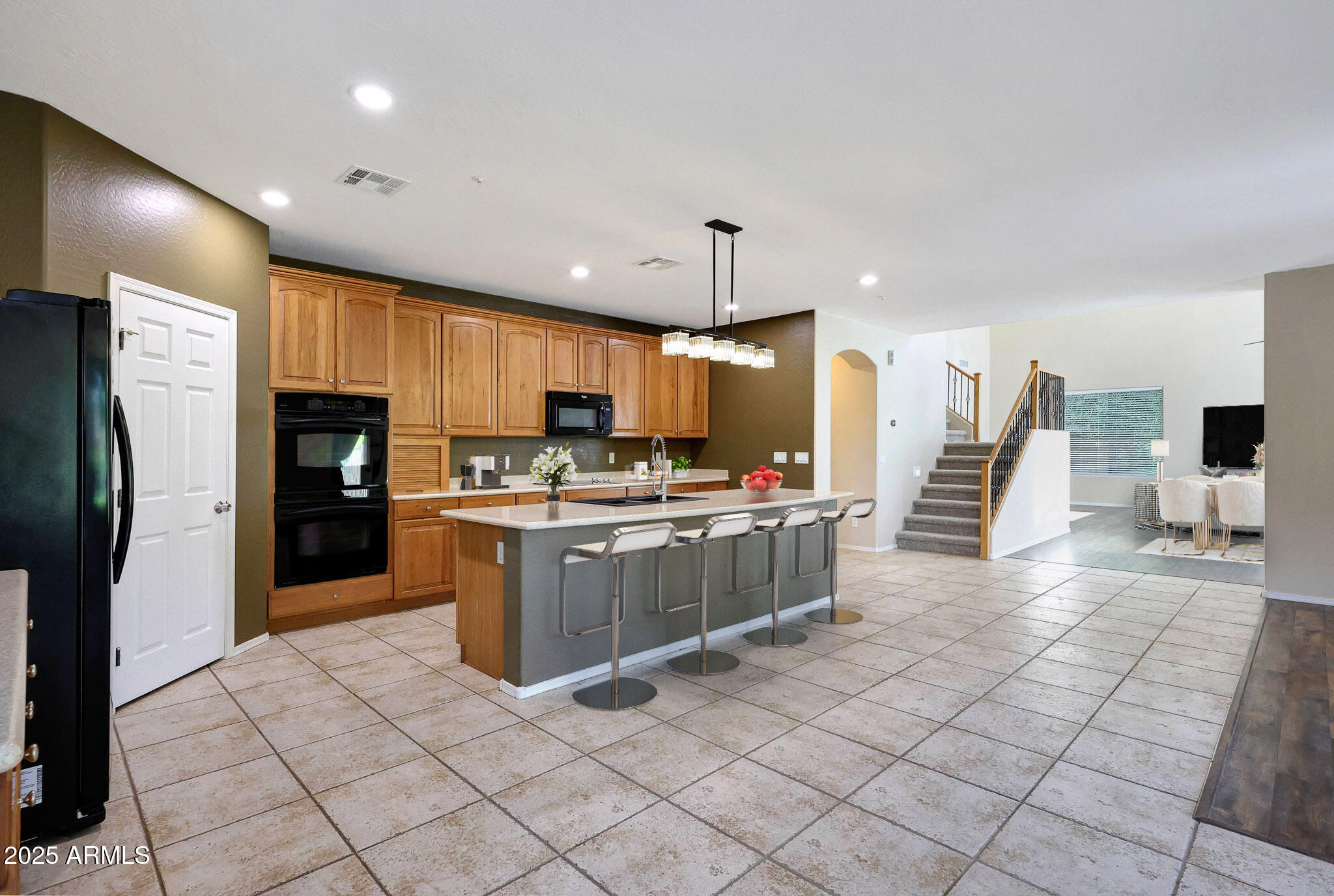 5726 W PARK VIEW Lane
