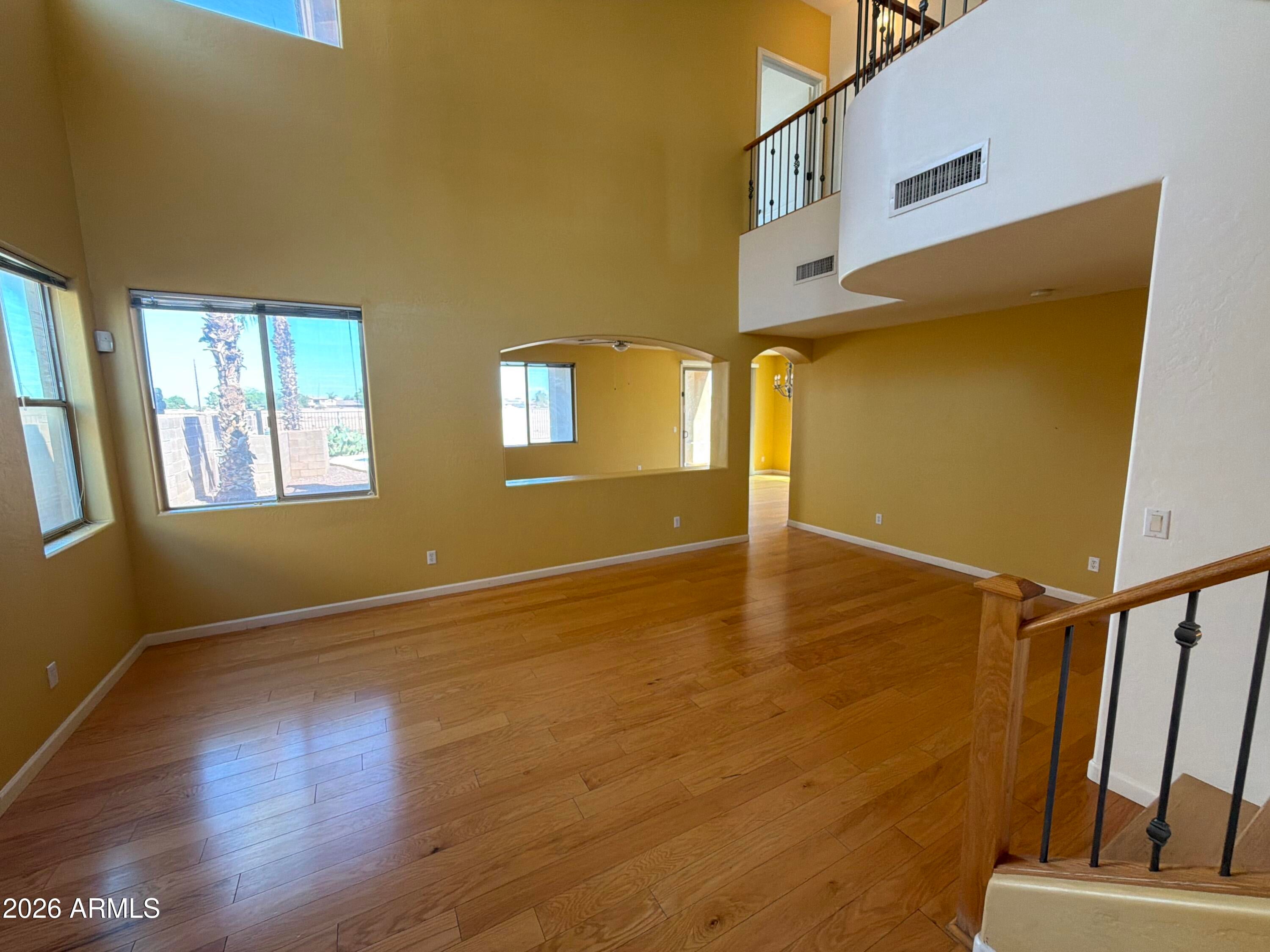5706 W T RYAN Lane