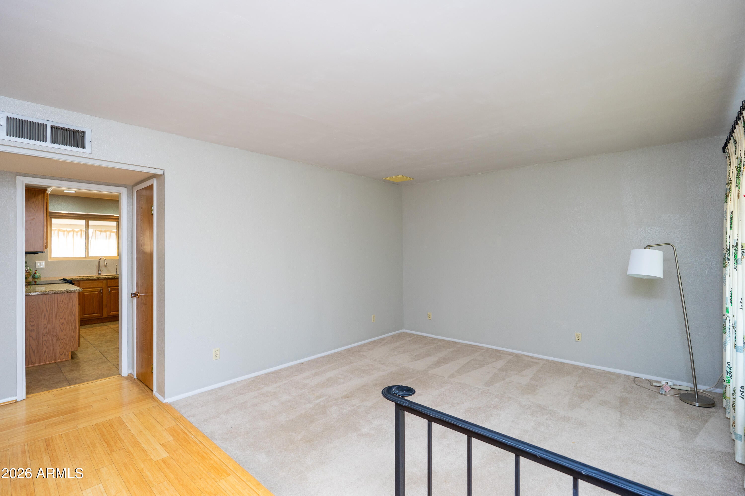 821 N SPUR Circle