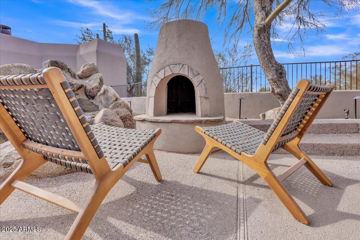 DESERT HIGHLANDS - Residential
