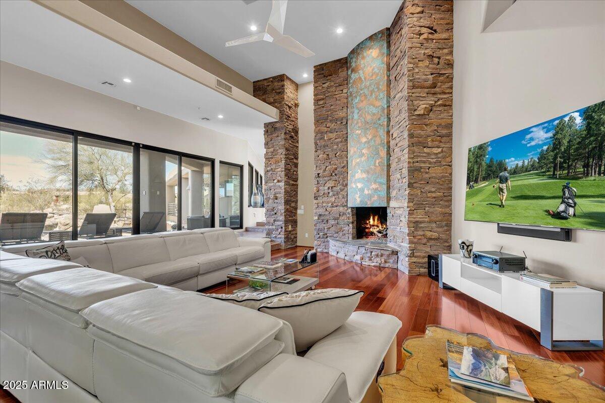 DESERT HIGHLANDS - Residential