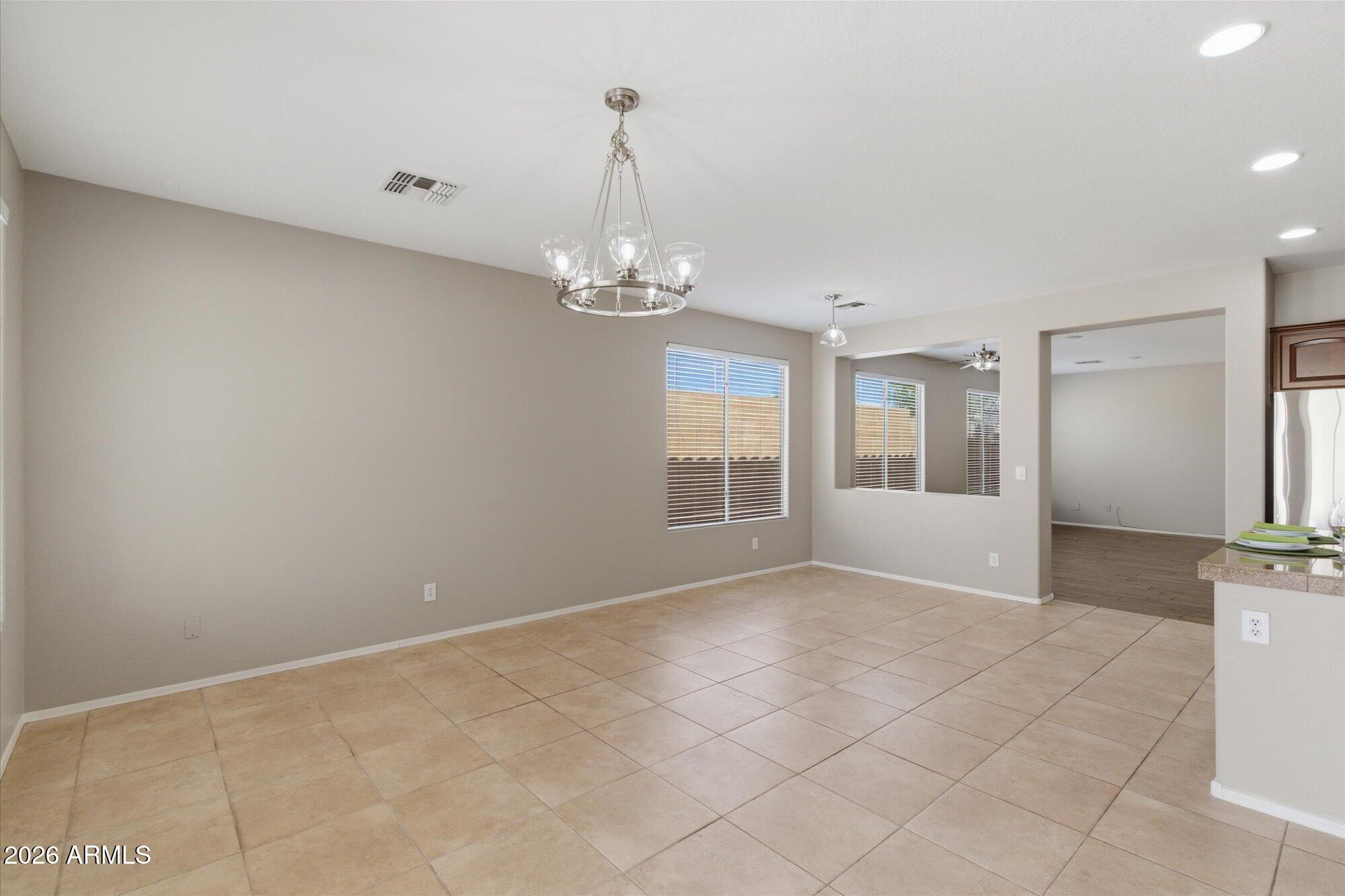 2030 W CLEARVIEW Trail