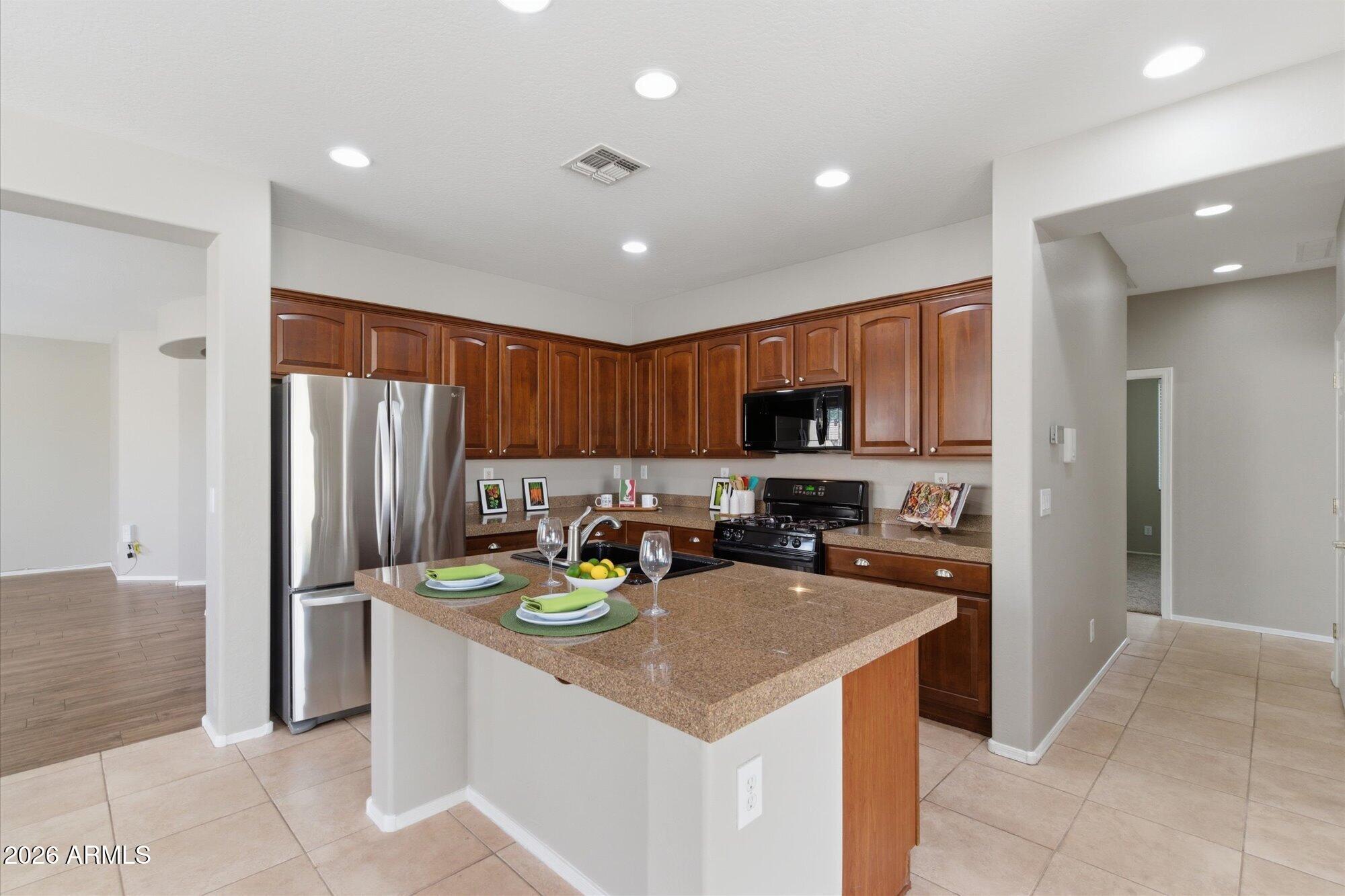 2030 W CLEARVIEW Trail