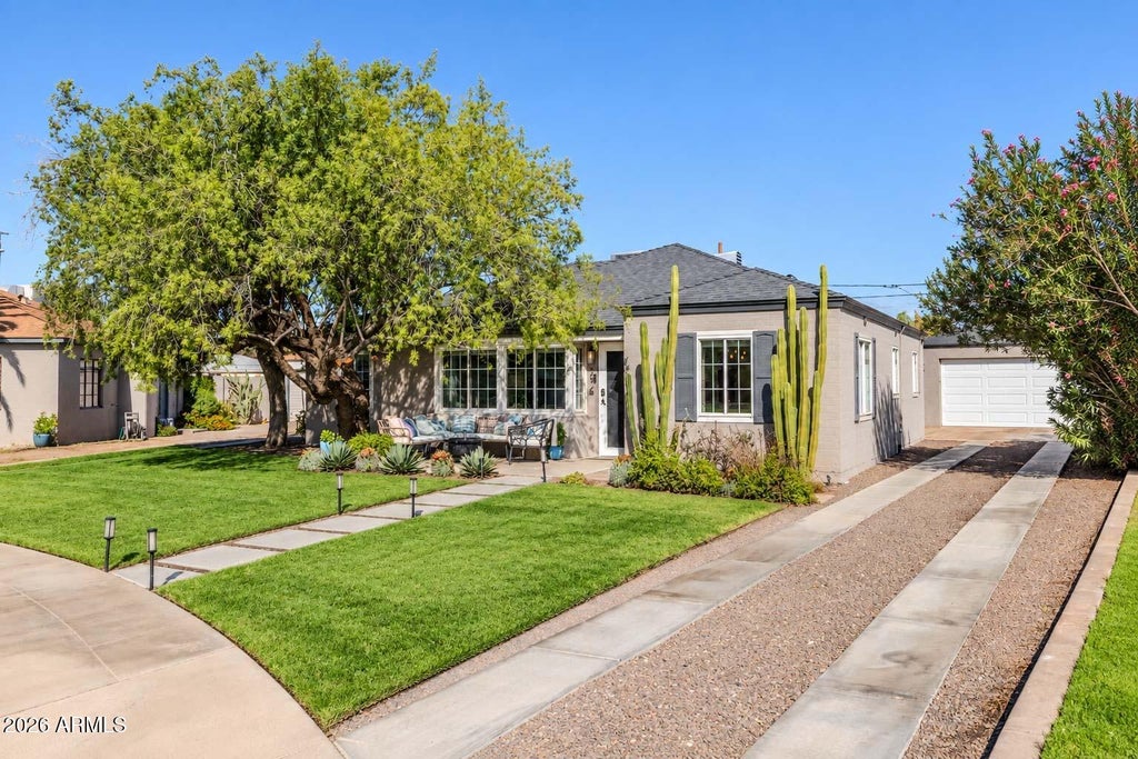 Photo of 546 W Lewis Avenue, Phoenix, AZ 85003 (MLS # 7082194)