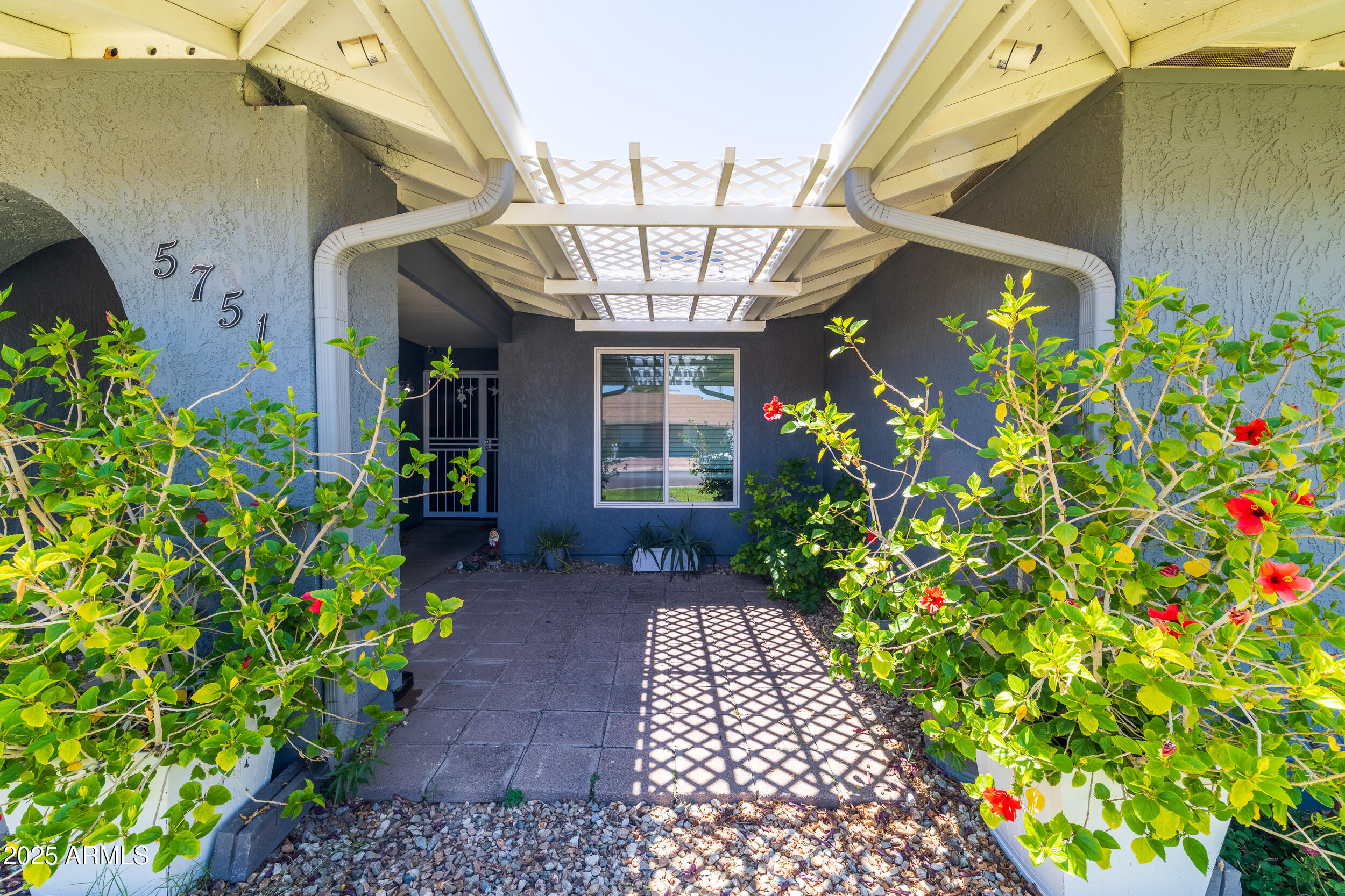 5751 W MURIEL Drive