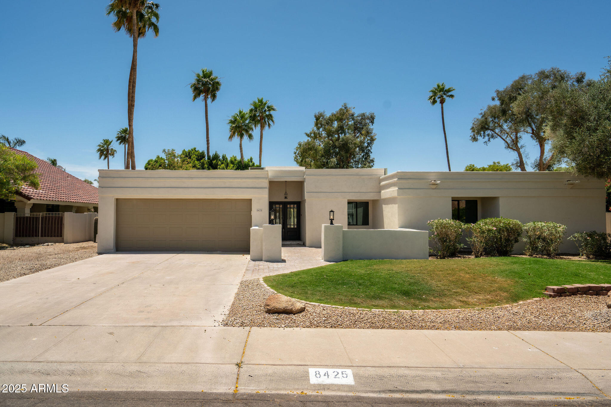 8425 E WELSH Trail