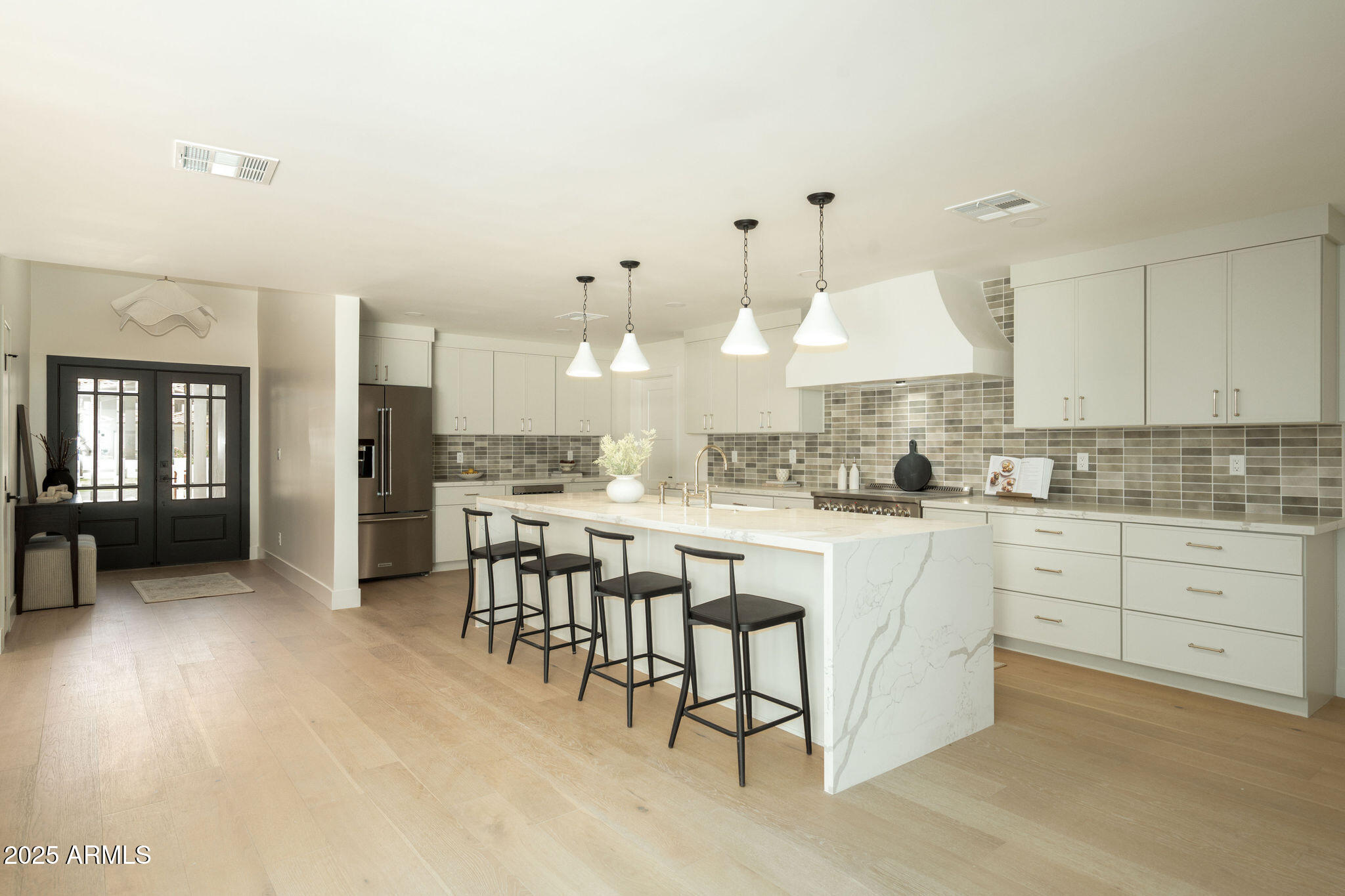 8425 E WELSH Trail