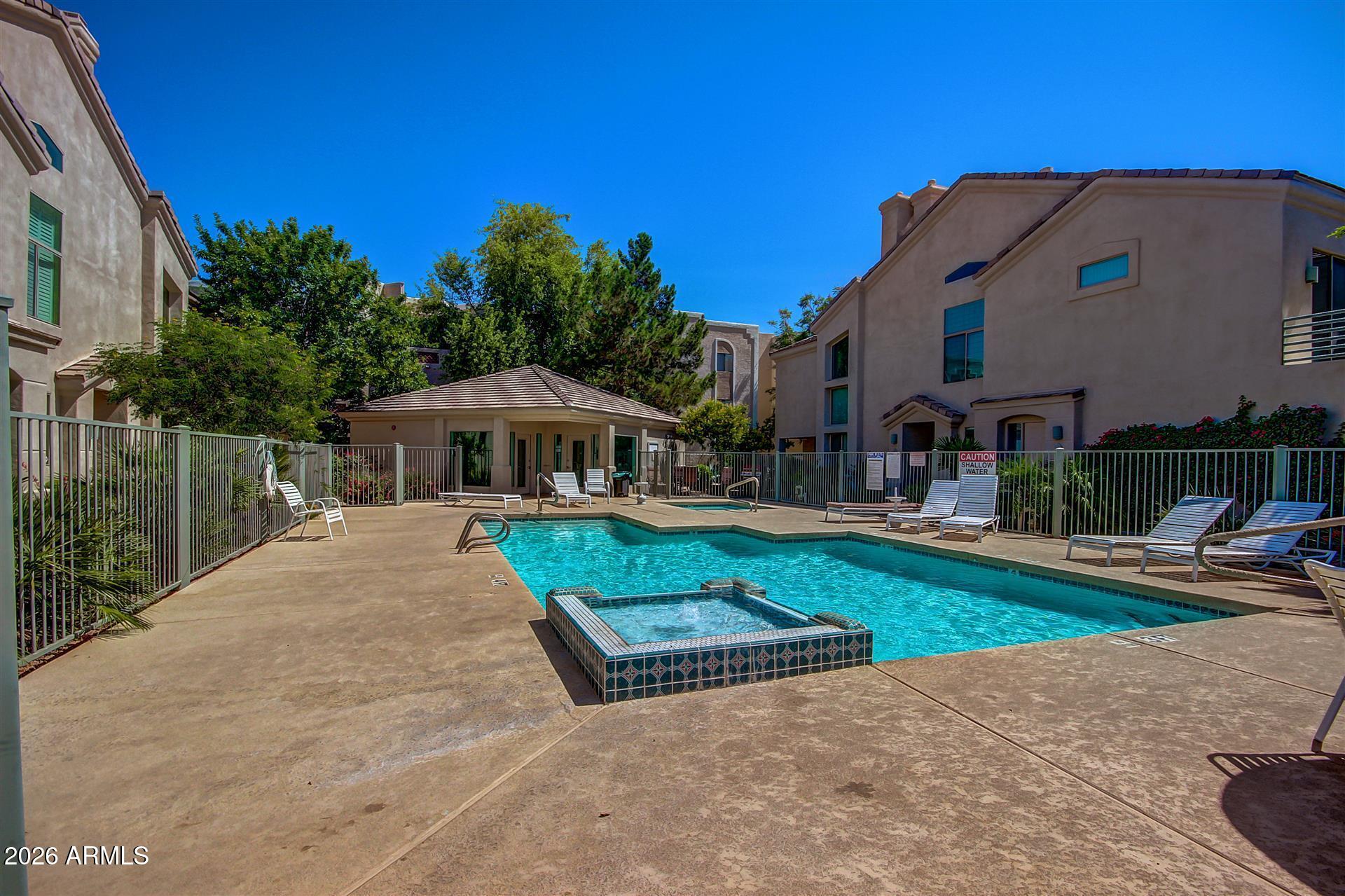 7514 E EARLL Drive 39