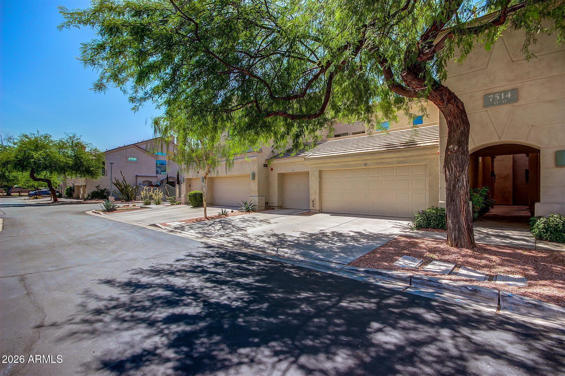 7514 E EARLL Drive 39