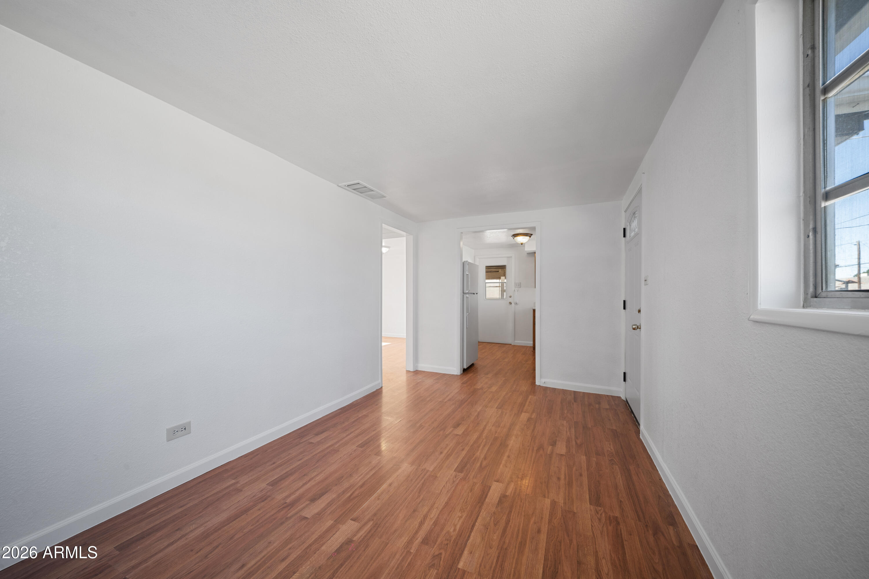 8219 W ROOSEVELT Street