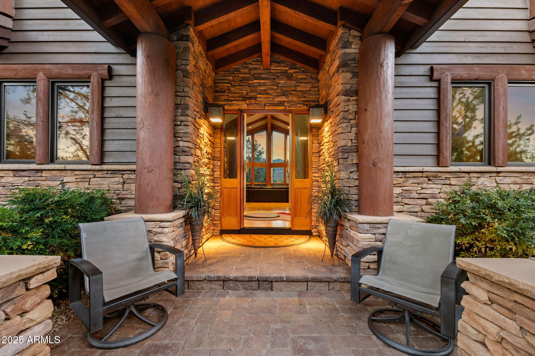 4640 W MURPHYS STATION Circle