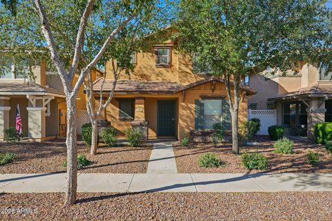 1033 S DEERFIELD Lane Gilbert AZ 85296