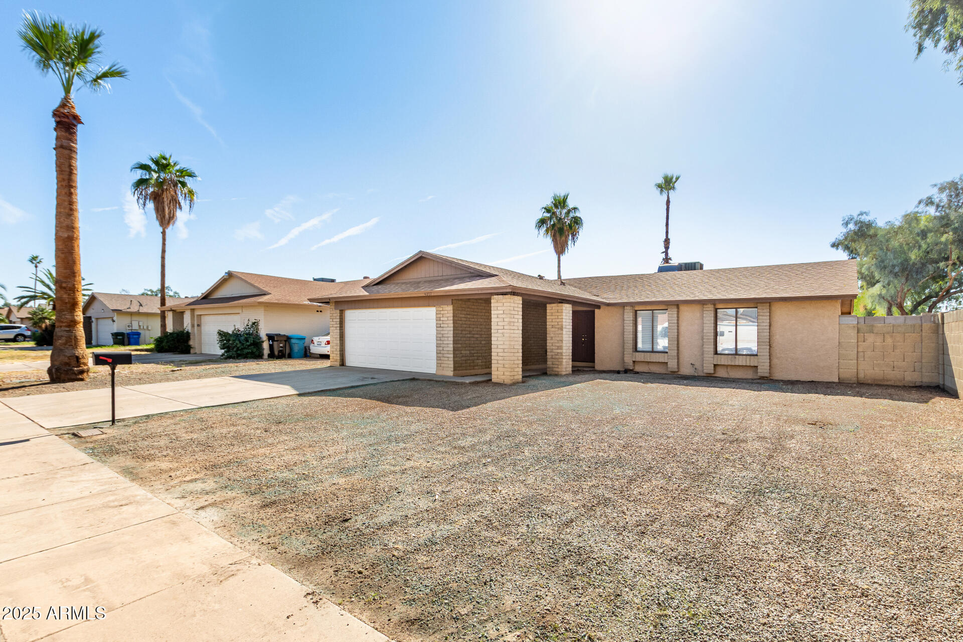 4207 W CHRISTY Drive