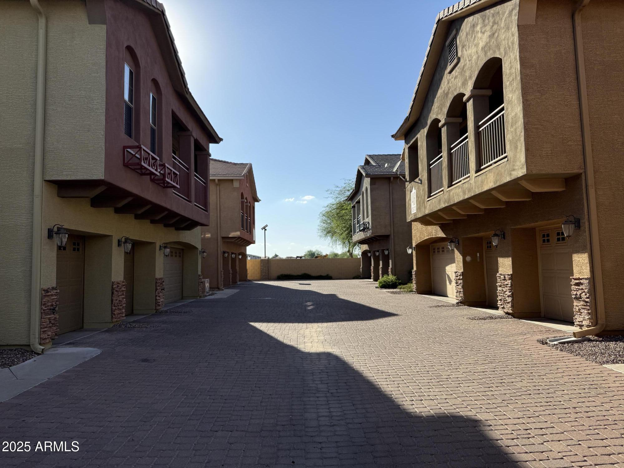 2150 E BELL Road 1138