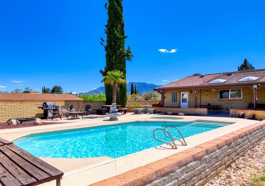 TOWN & COUNTRY ESTATES UNIT 6 - Residential