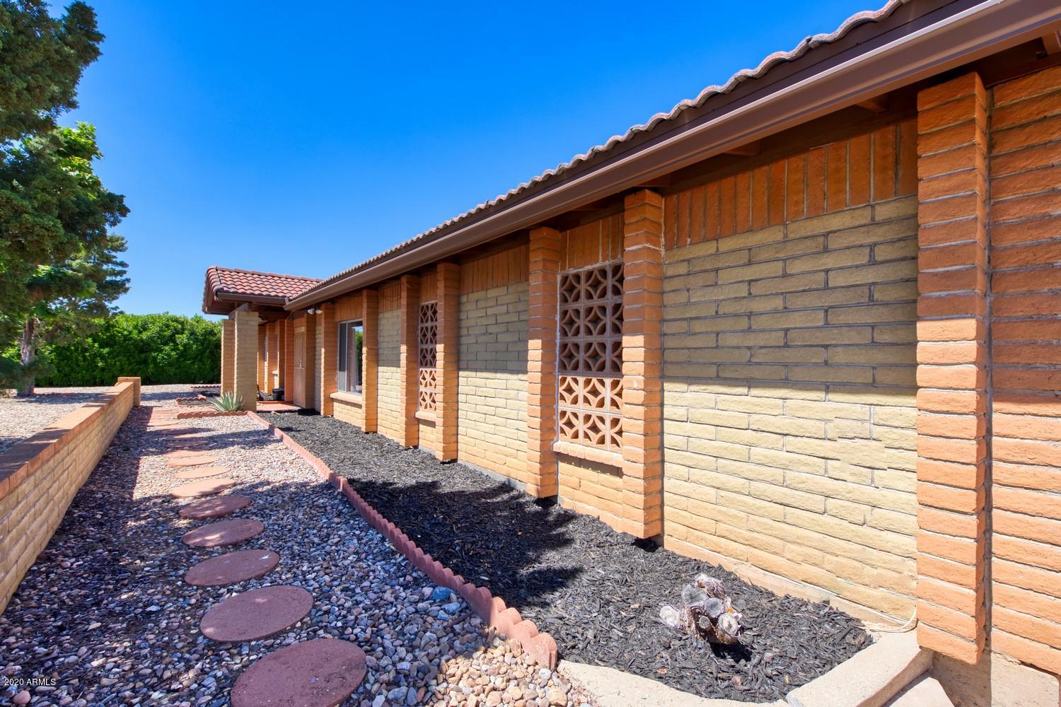 TOWN & COUNTRY ESTATES UNIT 6 - Residential
