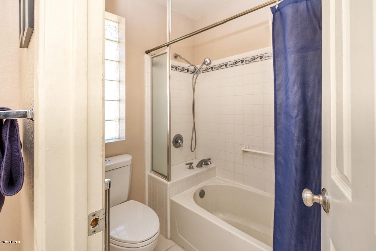 TOWN & COUNTRY ESTATES UNIT 6 - Residential