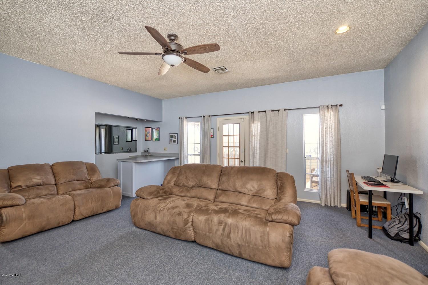 TOWN & COUNTRY ESTATES UNIT 6 - Residential