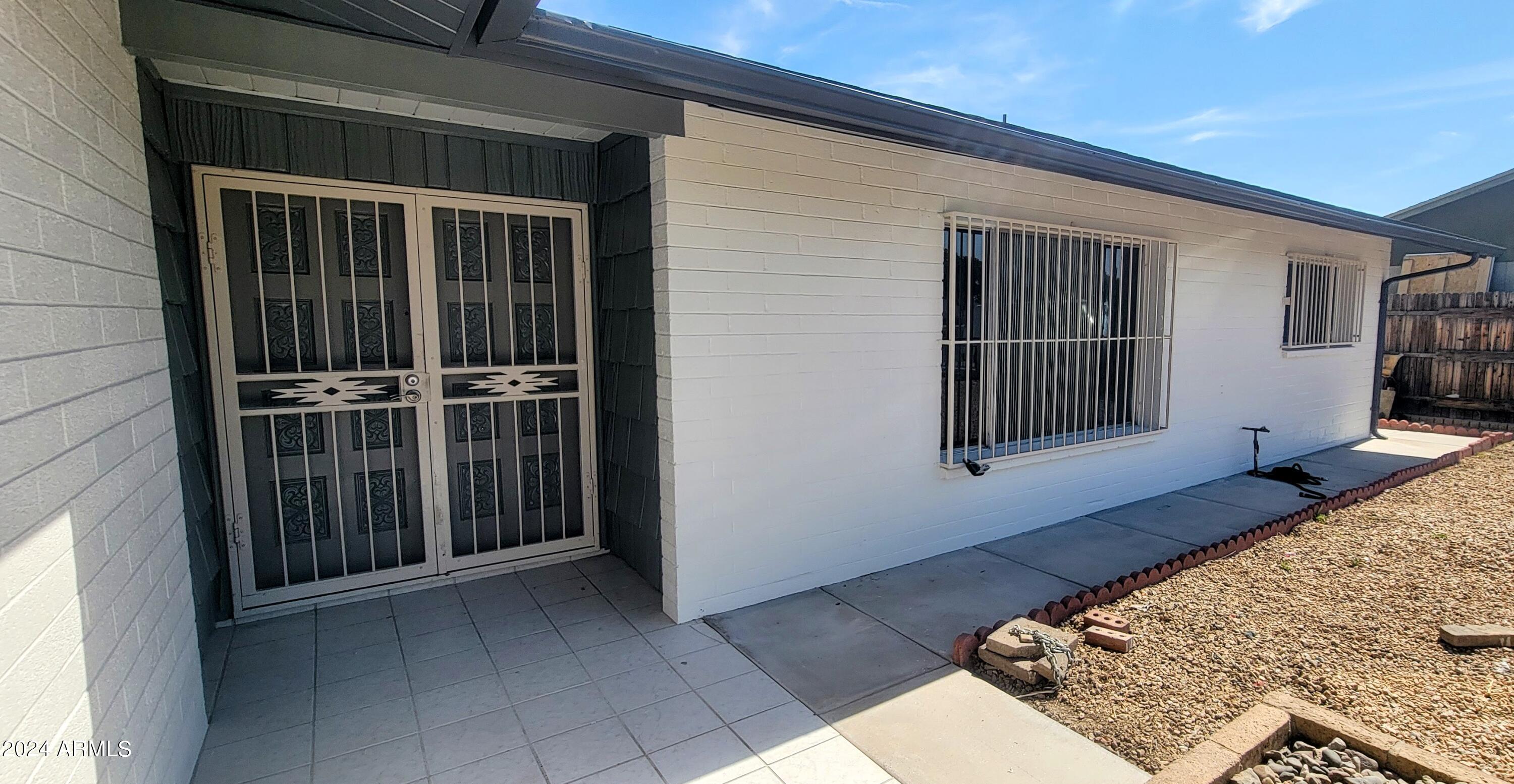 4729 W ORANGEWOOD Avenue