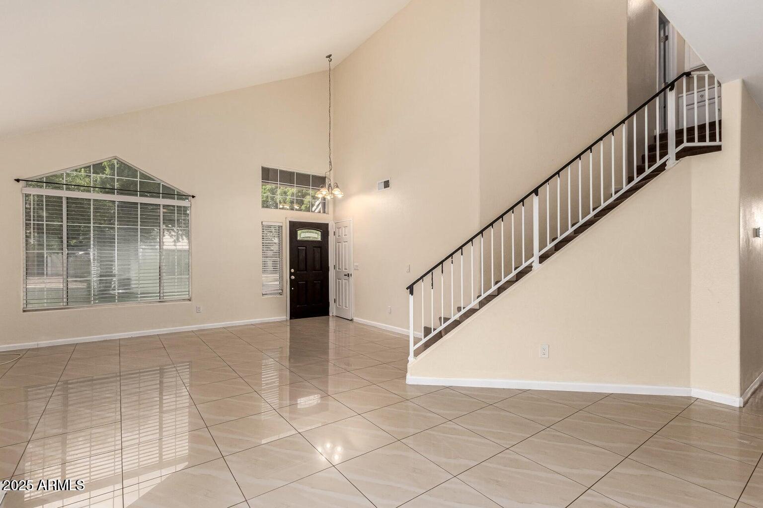 7436 E HANNIBAL Street