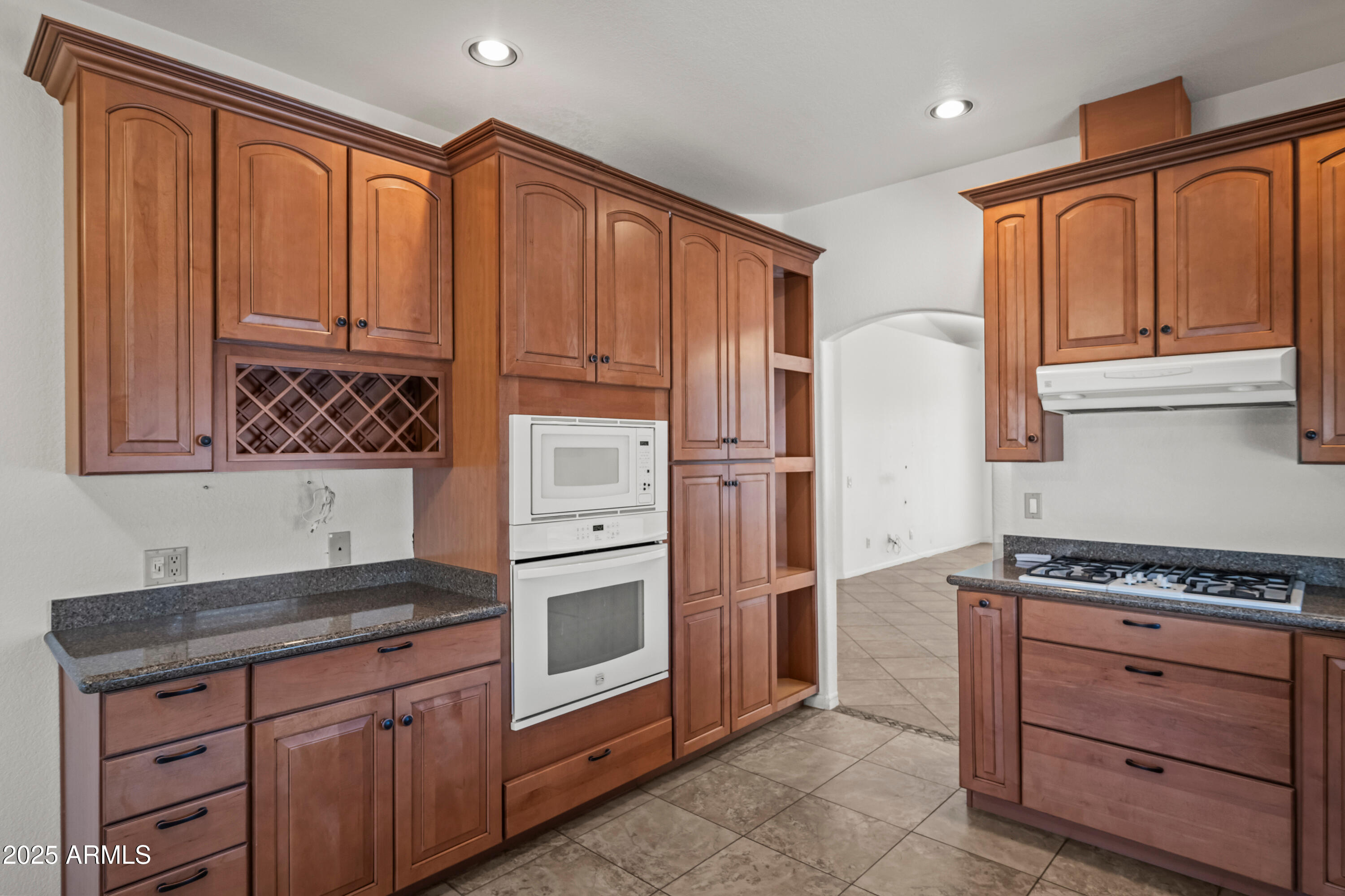 24613 S ONTARIO Drive